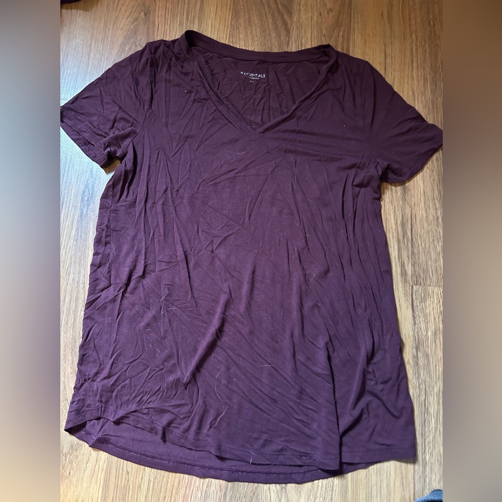 💥Essentials Deep Burgundy V-Neck Tee